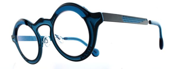 Theo eyewear </br>Jackie</br> Kleur: Bruin/multi</br> Mat.: Metaal </br> Type: Uniseks